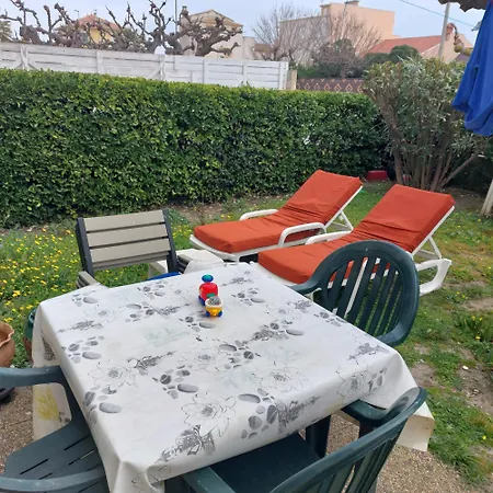 Apartment T3 50m Jardin Parking